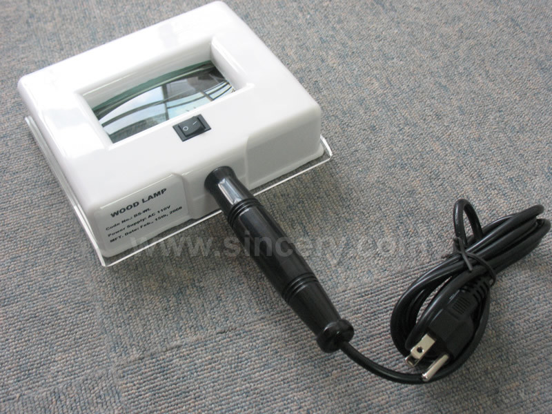 Professional Skin Analysis Machine Portable Wood Lamp Magic Skin Analyzer