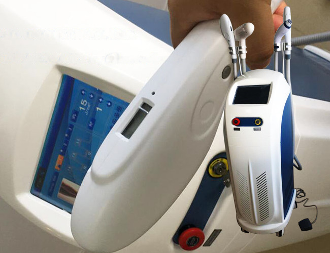 Multi Function IPL Laser Hair Removal Machine Skin Lifting 2200W Power 10MHz RF Frequency